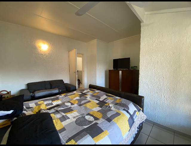 3 BEDROOM HOUSE FOR SALE IN VANDERBIJLPARK CW 4